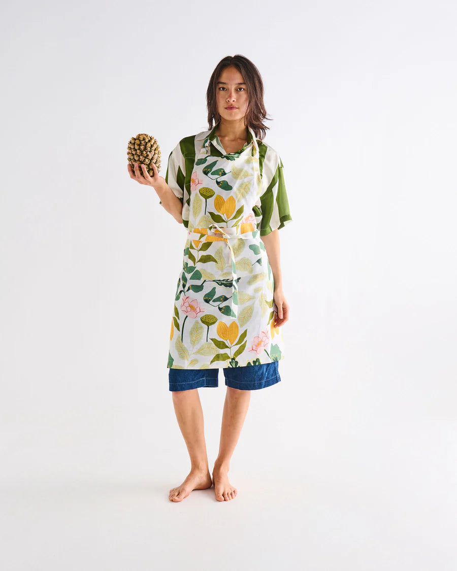 Wander Apron