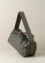 Load image into Gallery viewer, Journey Duffle Canvas Bag Olive