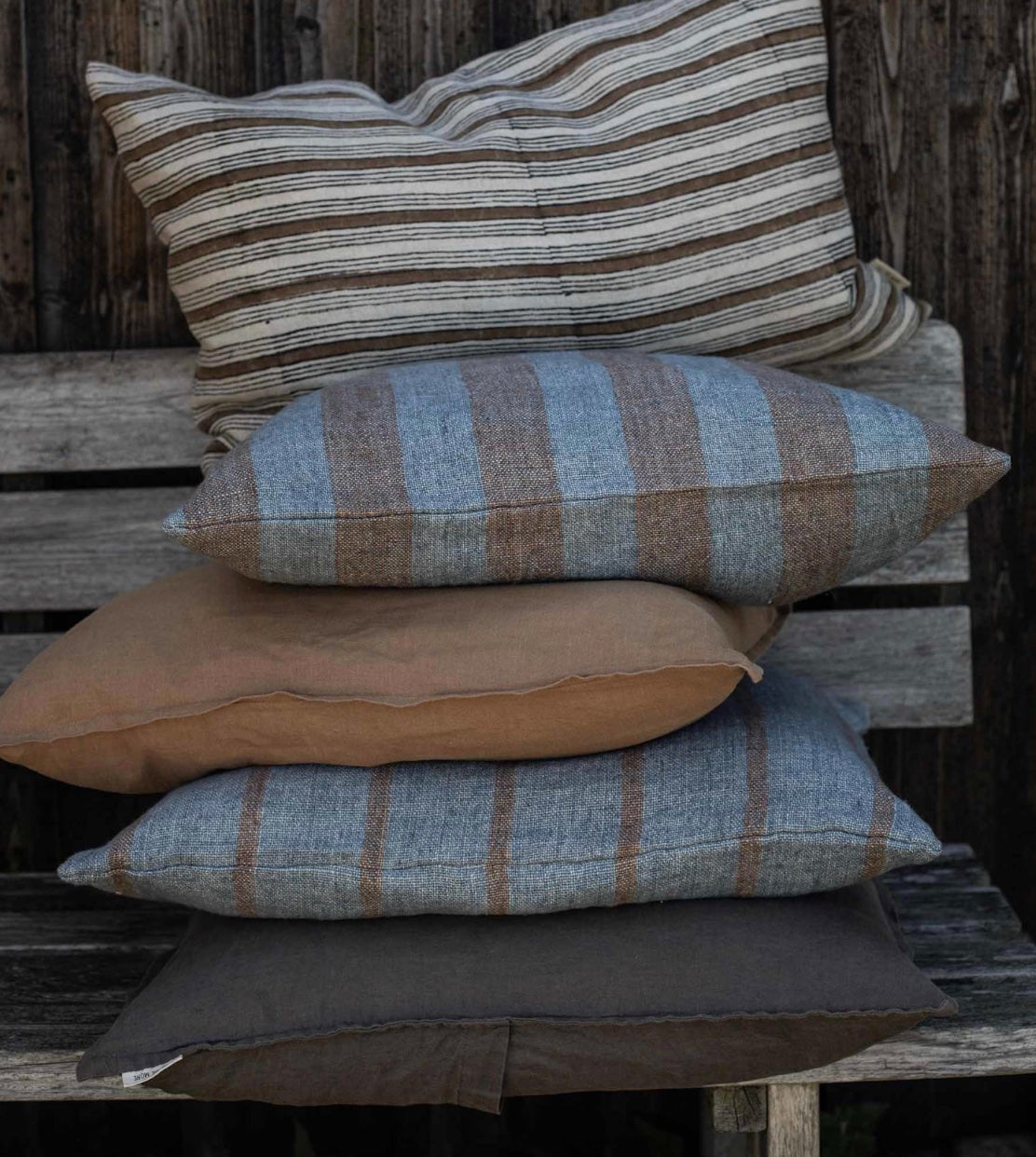 Melvin Cushion Cover - Biege stripe (50cm x 50cm)