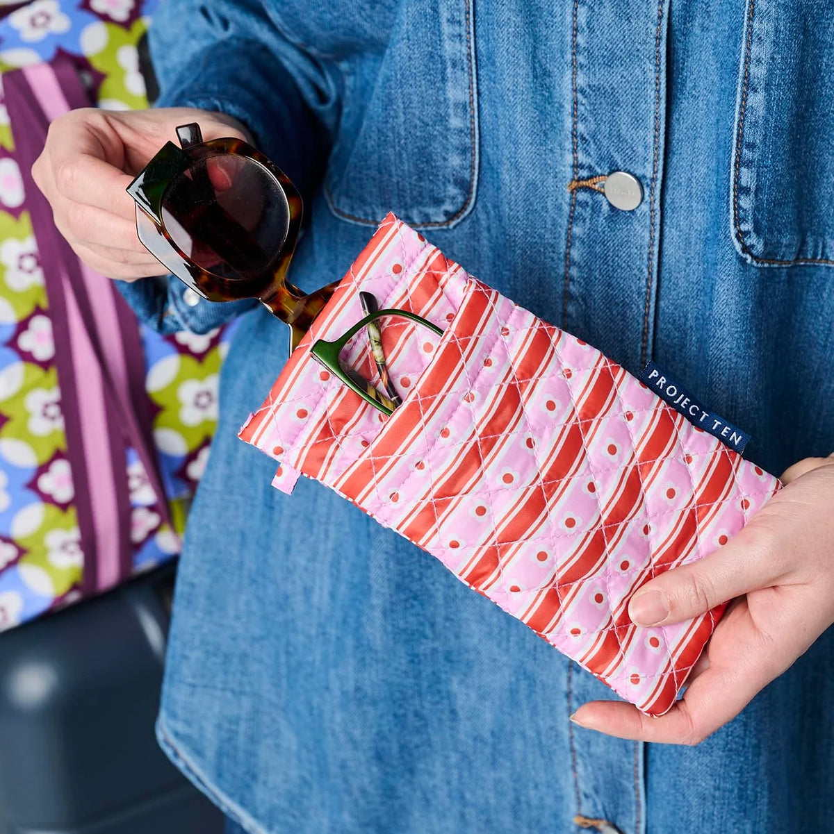 Double Glasses Case – Wallpaper