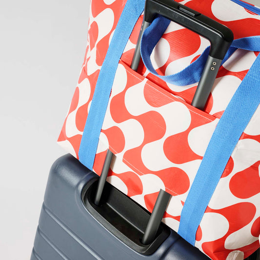 Zip Medium Tote – Red Ripple