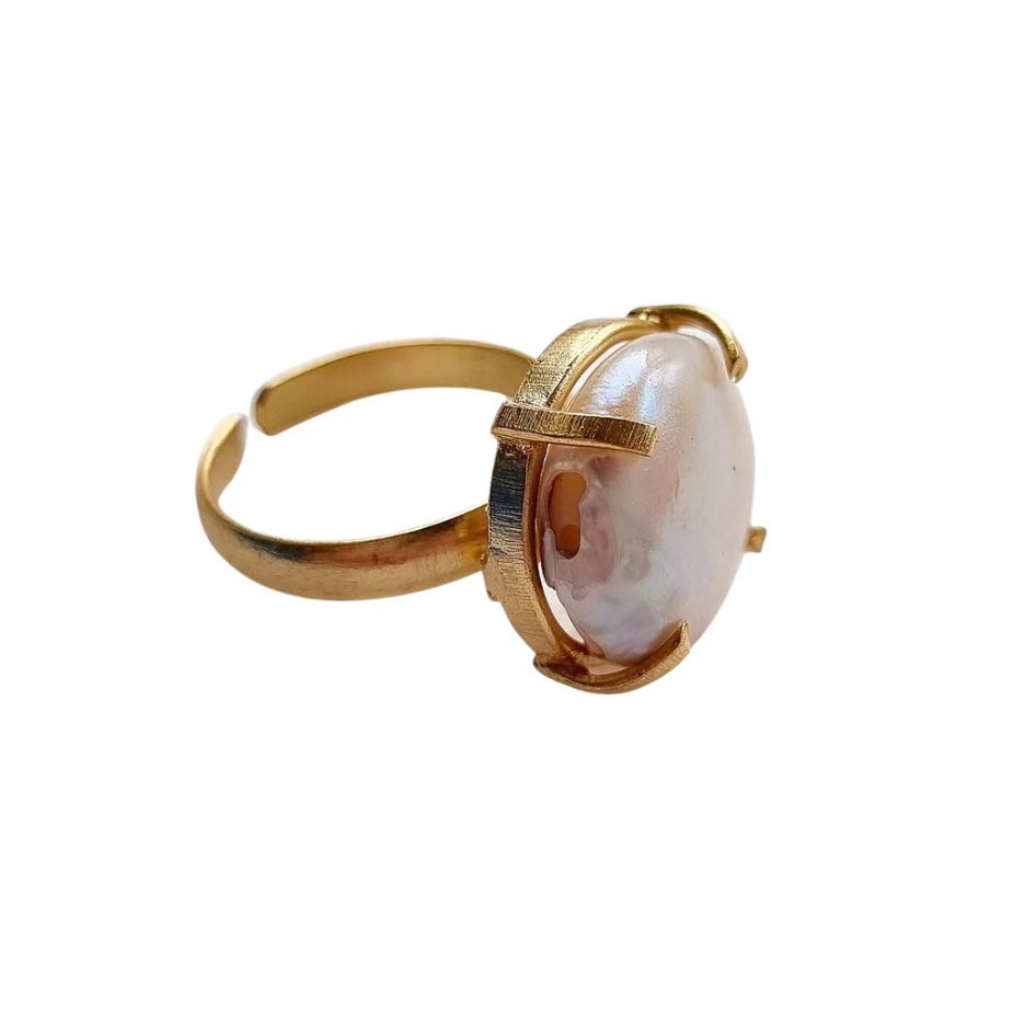 Lisandra Natural Pearl Ring