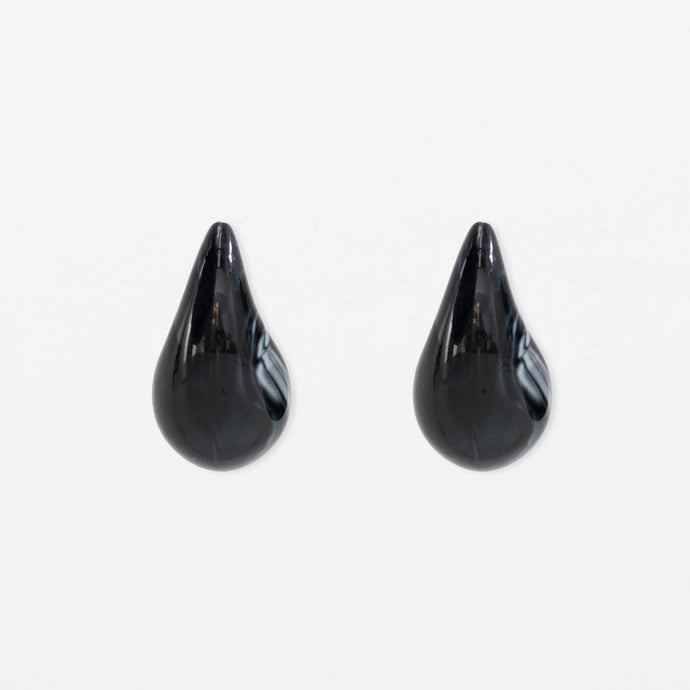 Tear Drop Black Earrings