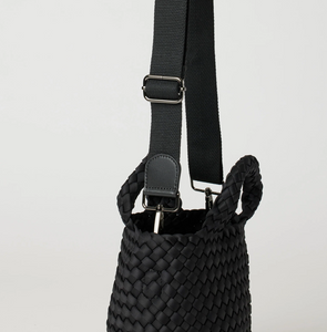 Lupe Crossbody Black