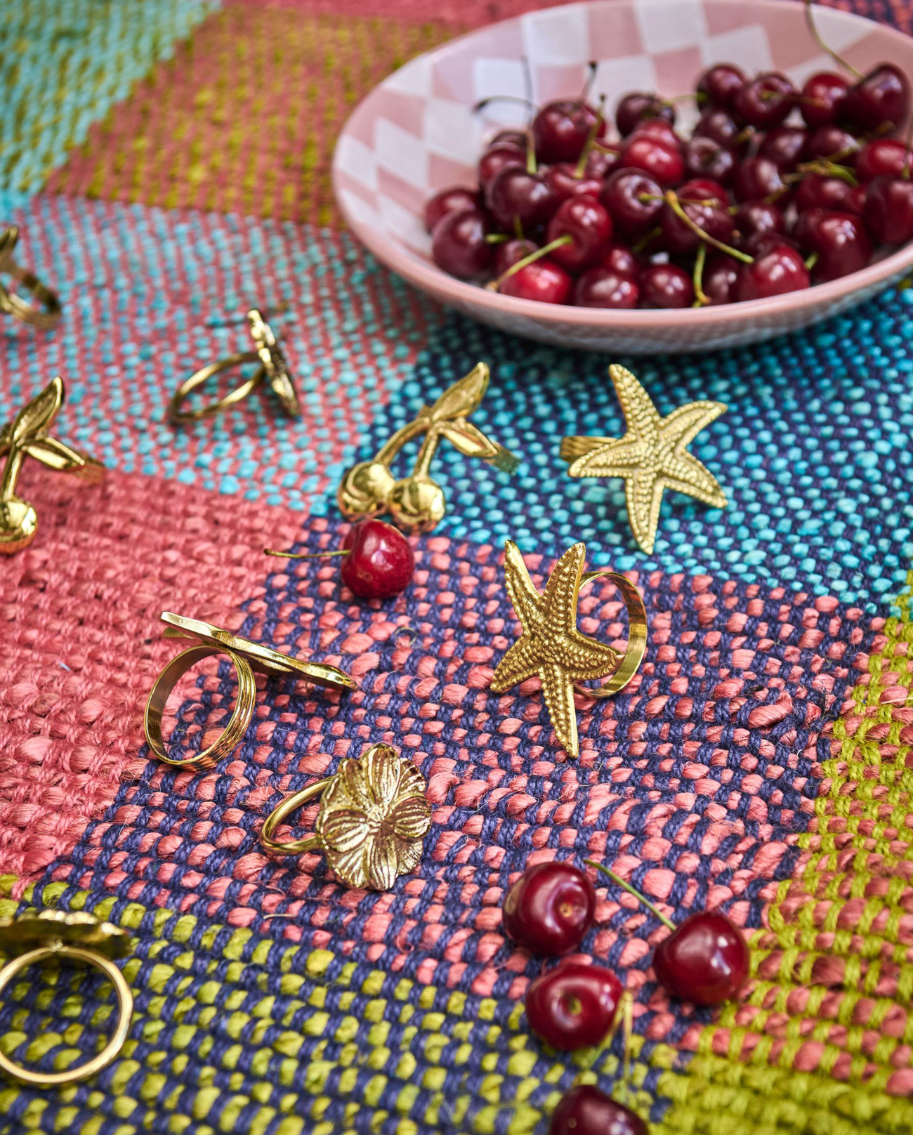 Daisy Brass Napkin Rings