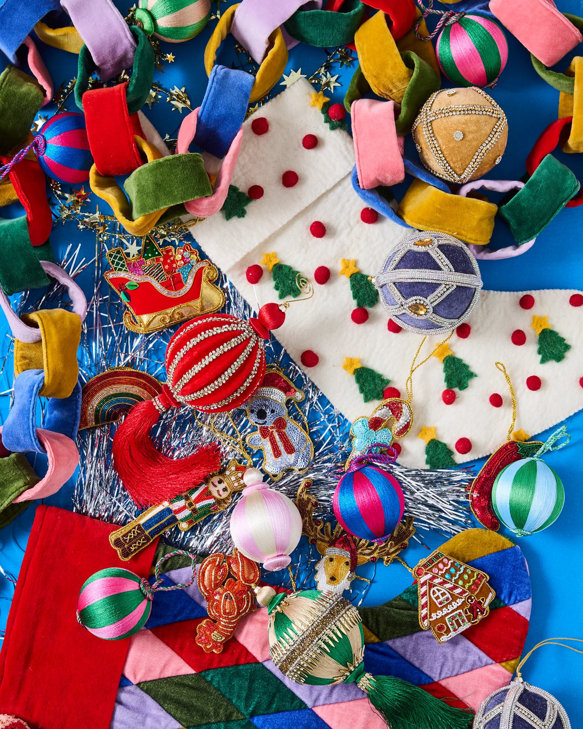 Festive Velvet Chain Garland