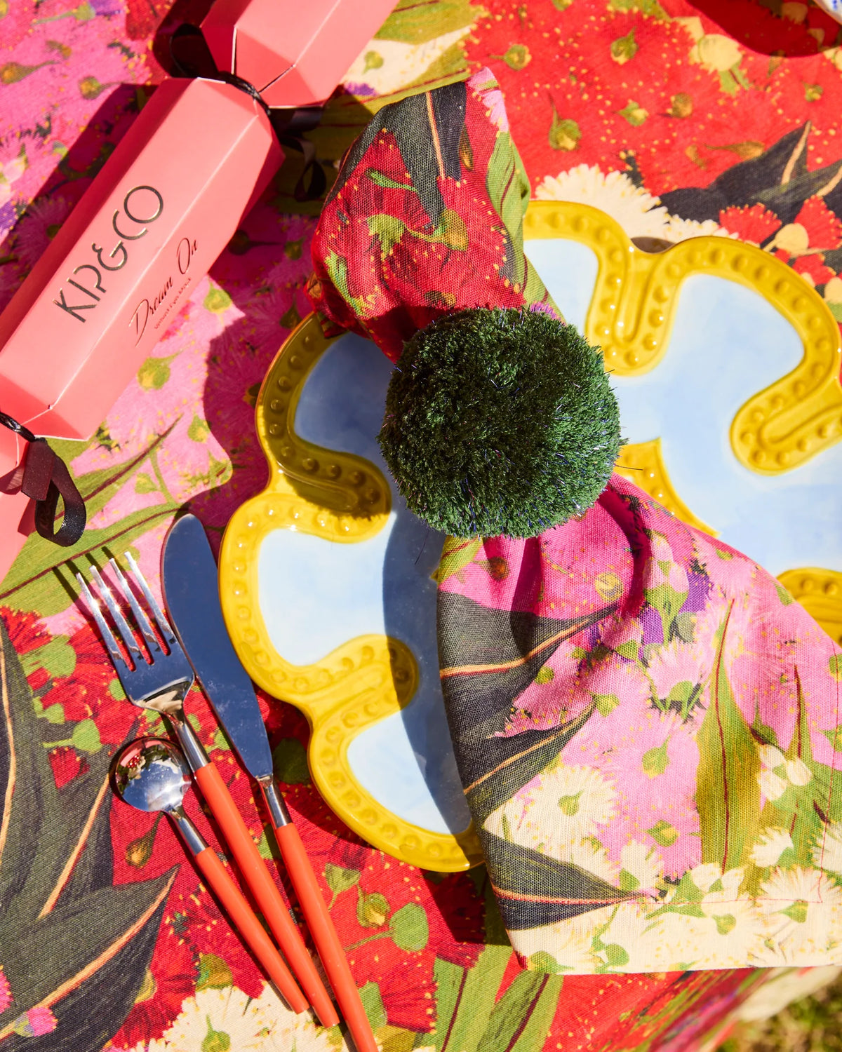 Merry Pom Pom Napkin Rings