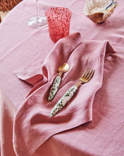 Load image into Gallery viewer, Staples Peony Linen Napkin Set