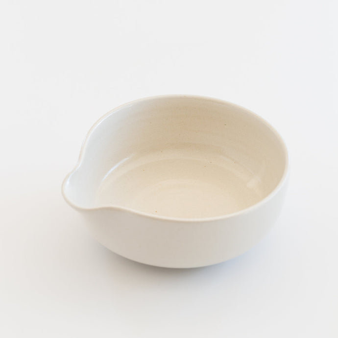 Ceramic Pourer White